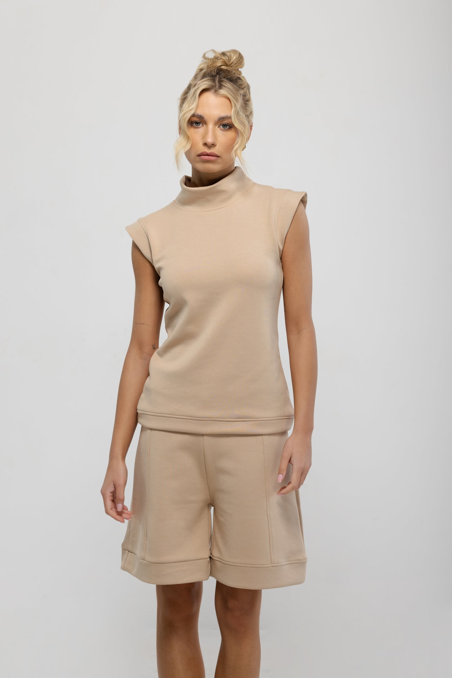 Caffe latte short skin