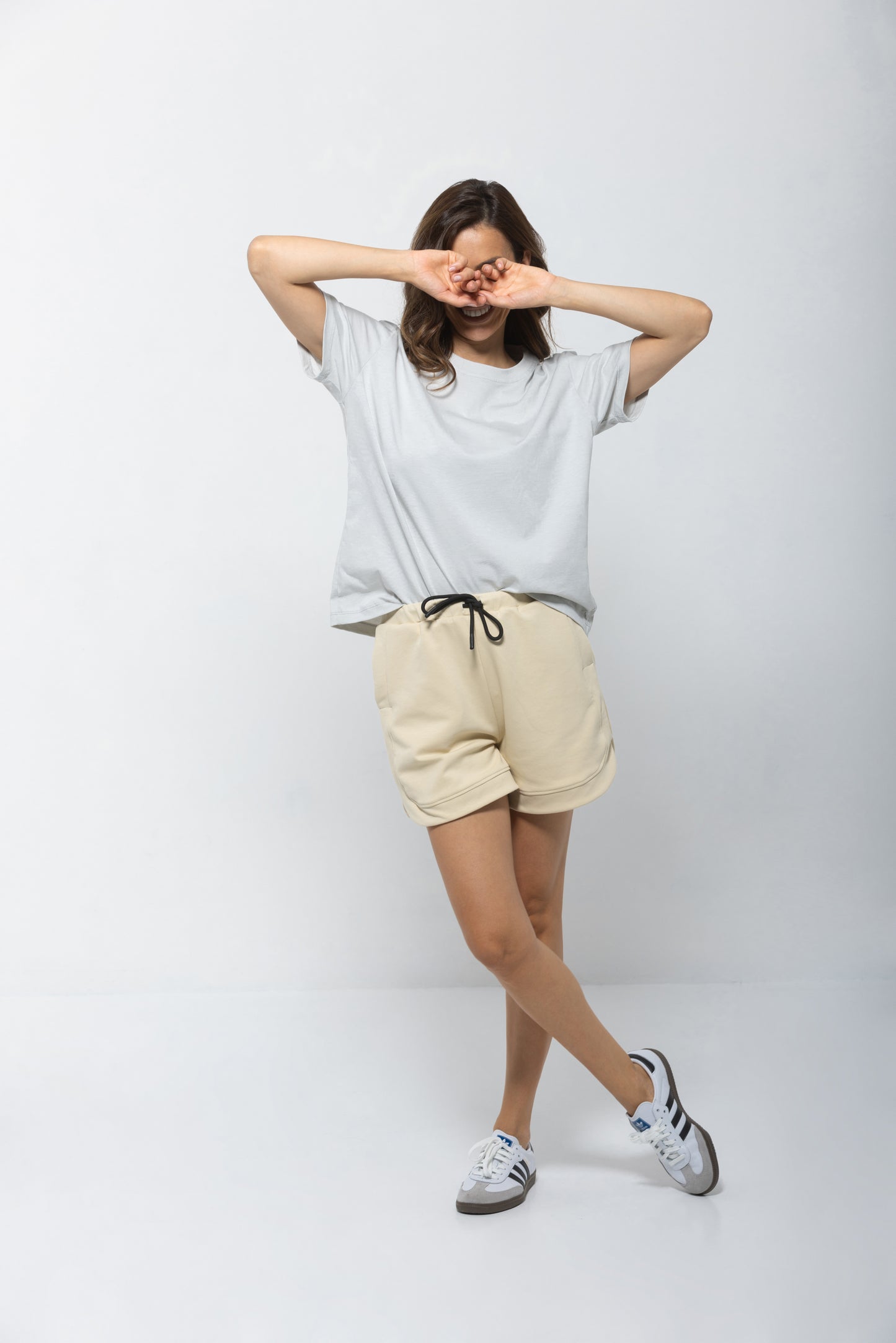 Vanilla bermuda shorts