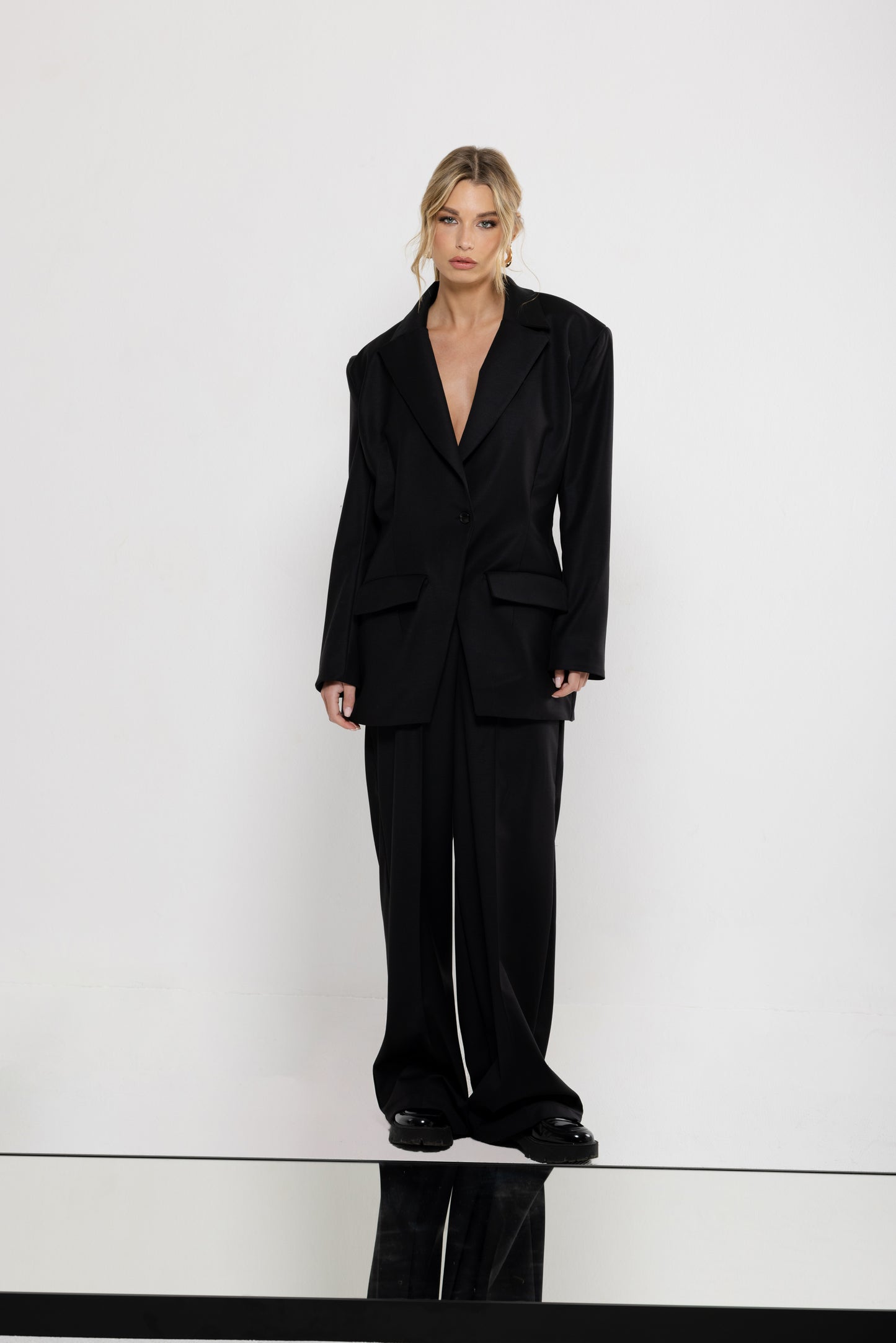 Black waisted