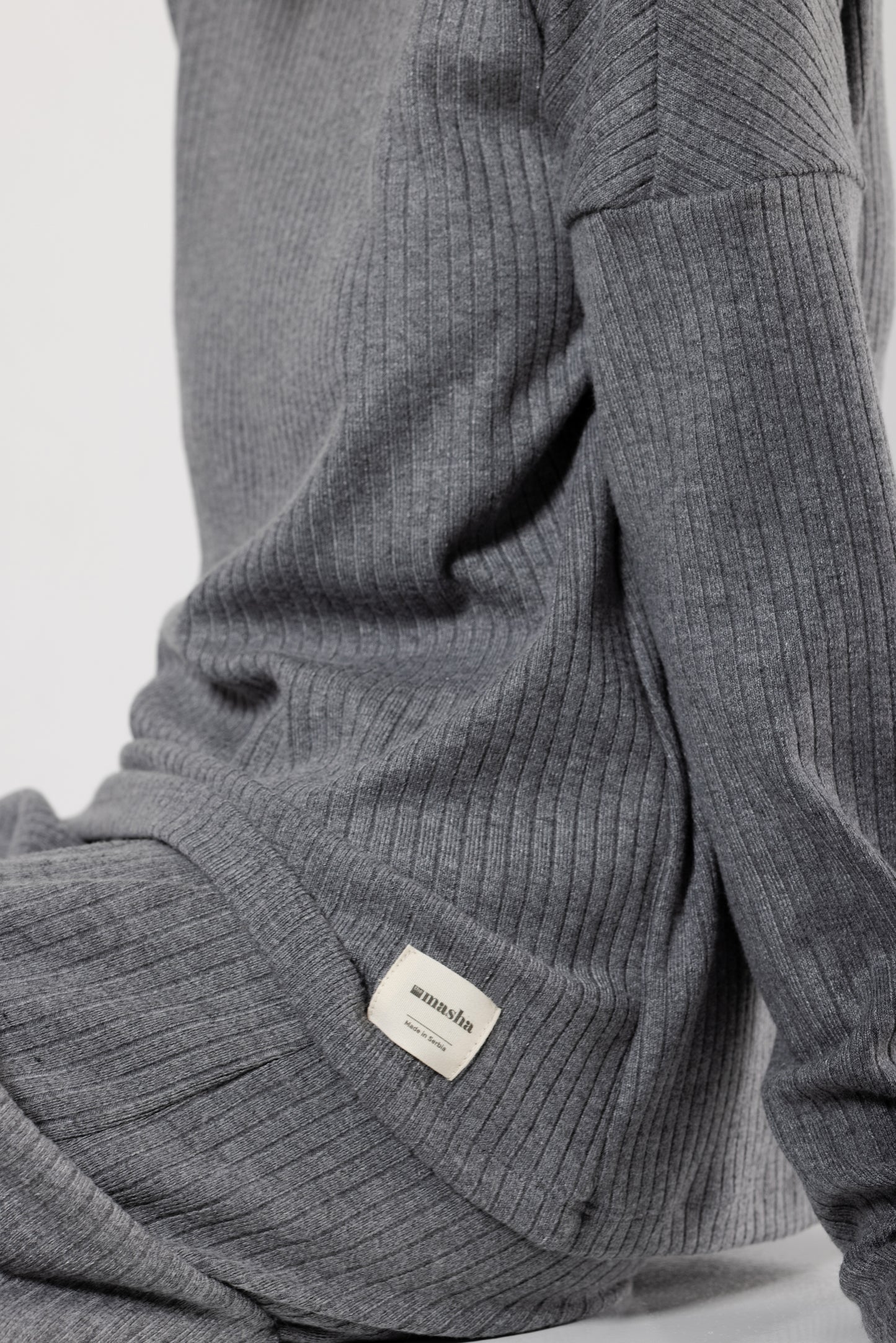 Gray pocket set